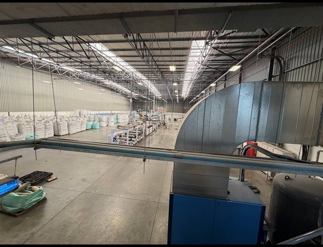 2,305M² WAREHOUSE TO LET IN BLACKHEATH INDUSTRIAL